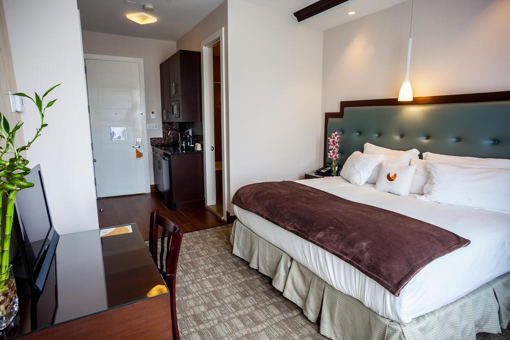 Condor Brooklyn Hotel 4*